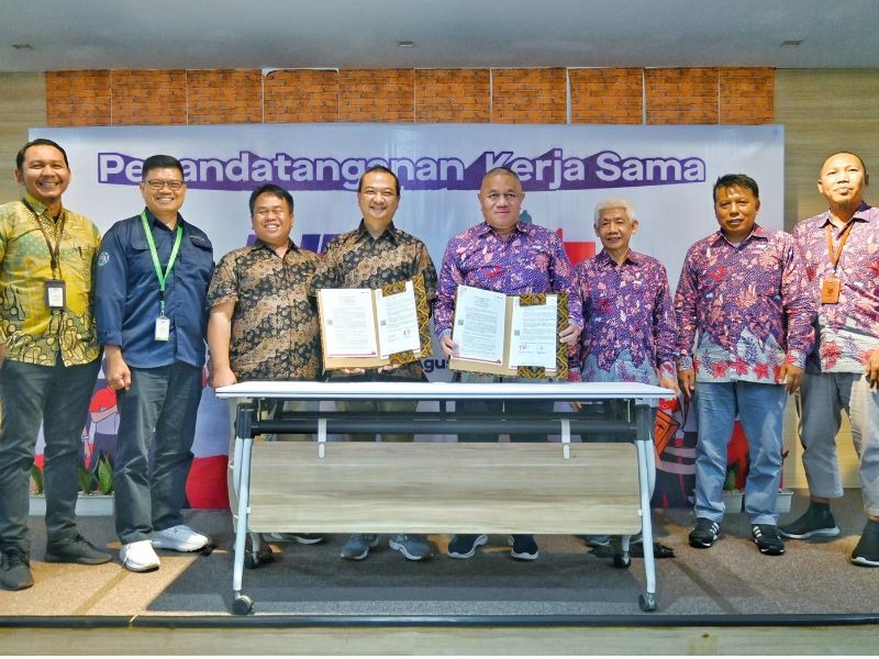 Home | PT East West Seed Indonesia