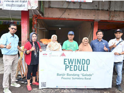 East West Seed Indonesia Bantu Petani Korban Galodo di Sumatera Barat